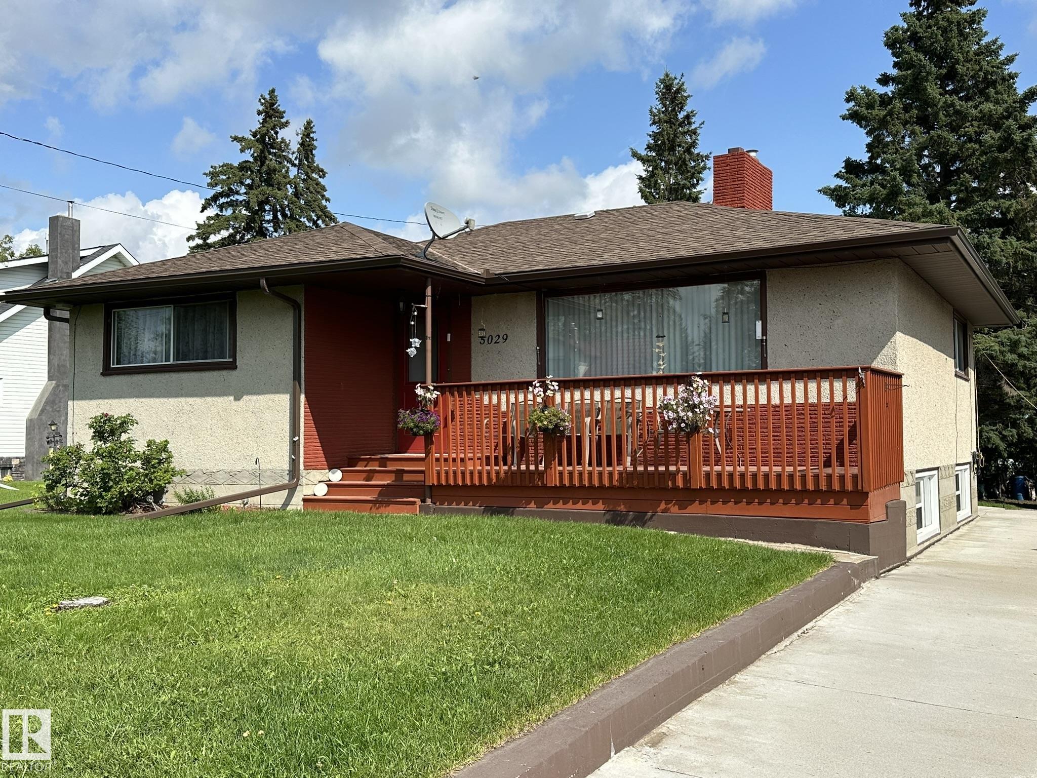 5029 48 Street, Waskatenau, Alberta, T9A 3P0