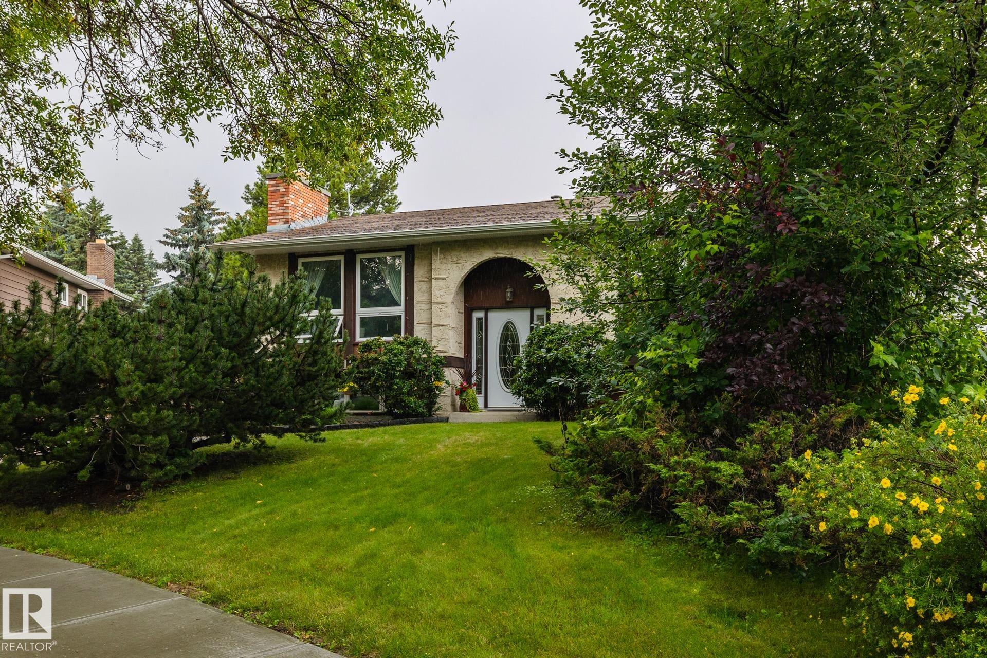 12 Amherst Crescent, St. Albert, Alberta, T8N 2P8