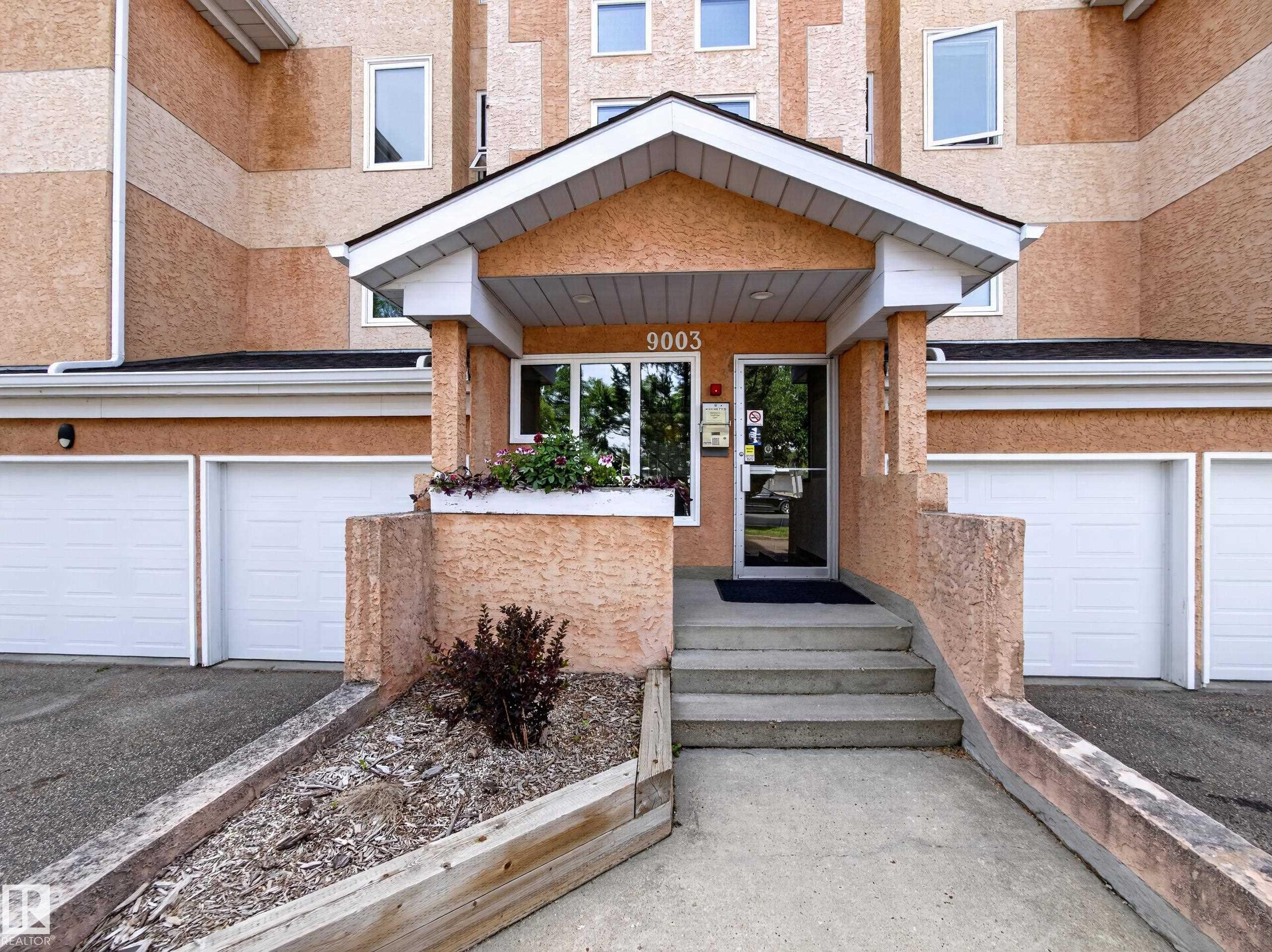 211 9003 106a Avenue, Edmonton, Alberta, T5H 3Y7