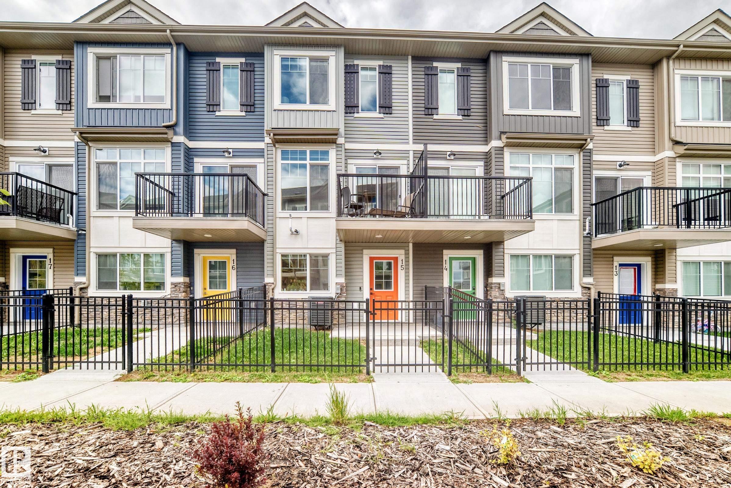 15 6214 Cartmell Crest, Edmonton, Alberta, T6W 5A7