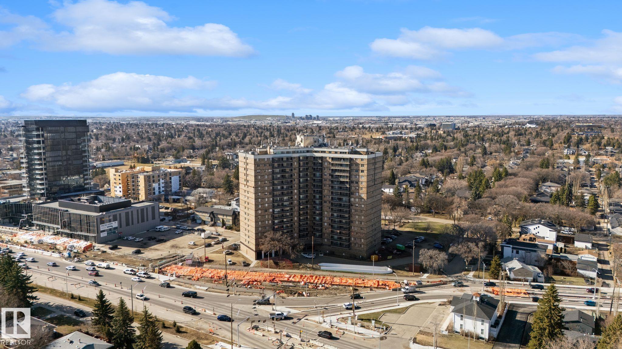 1413 13910 Stony Plain Road, Edmonton, Alberta, T5N 3R2