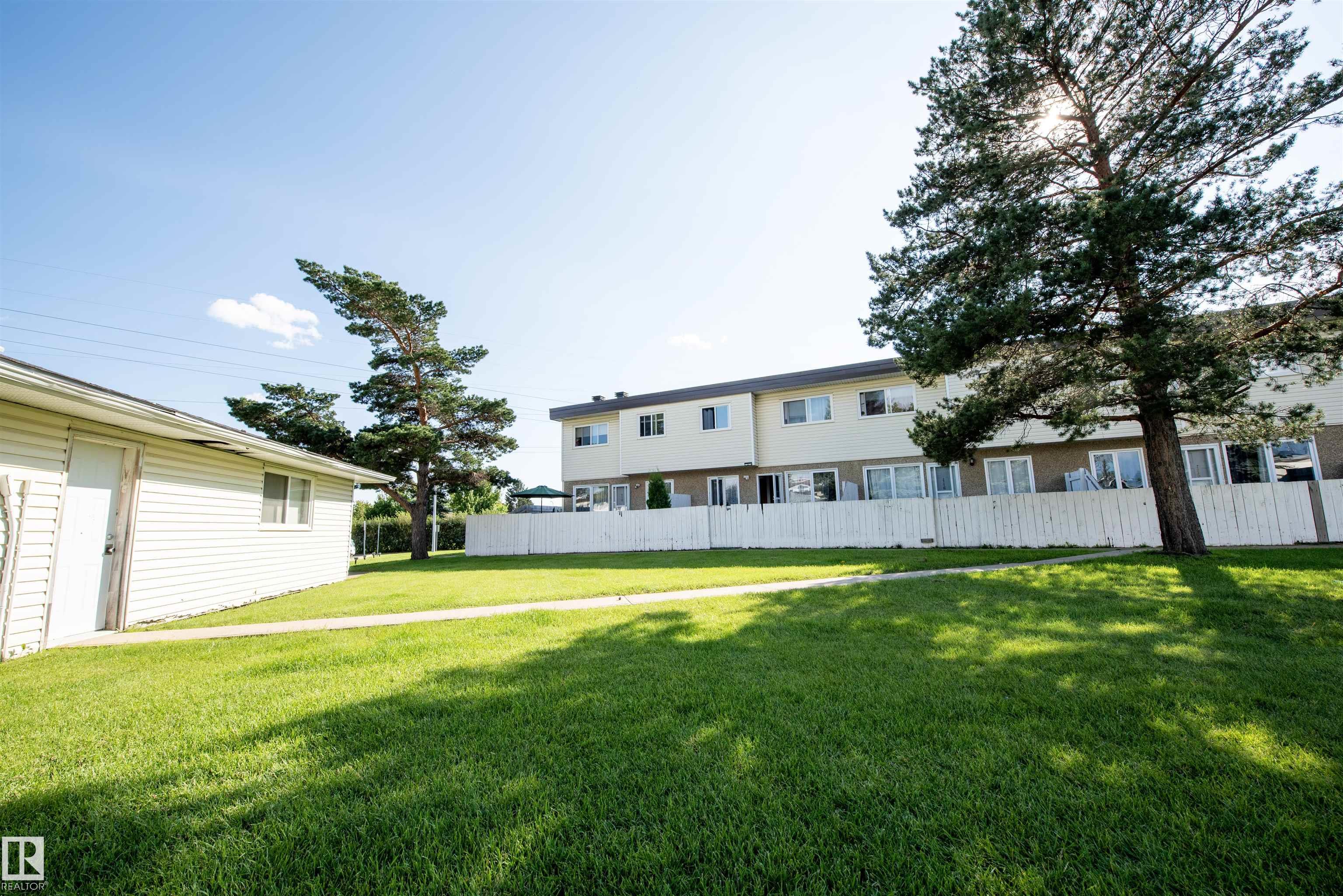 118 16344 109 Street, Edmonton, Alberta, T5X 2T4