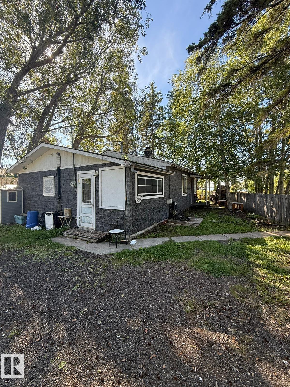 4203 50 Avenue, Rural Lac Ste. Anne County, Alberta, T0E 0A0