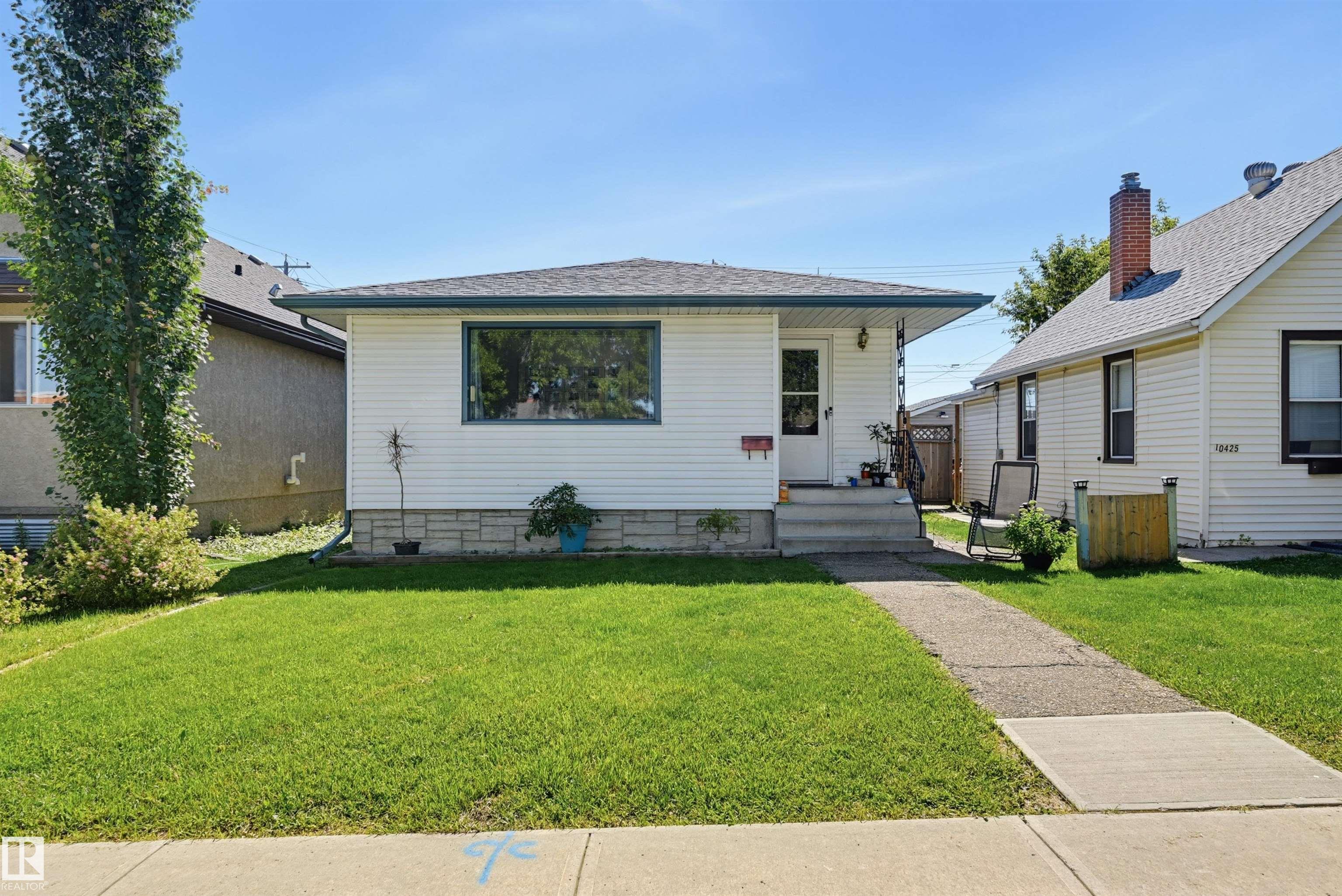 10423 64 Avenue, Edmonton, Alberta, T6H 1S8