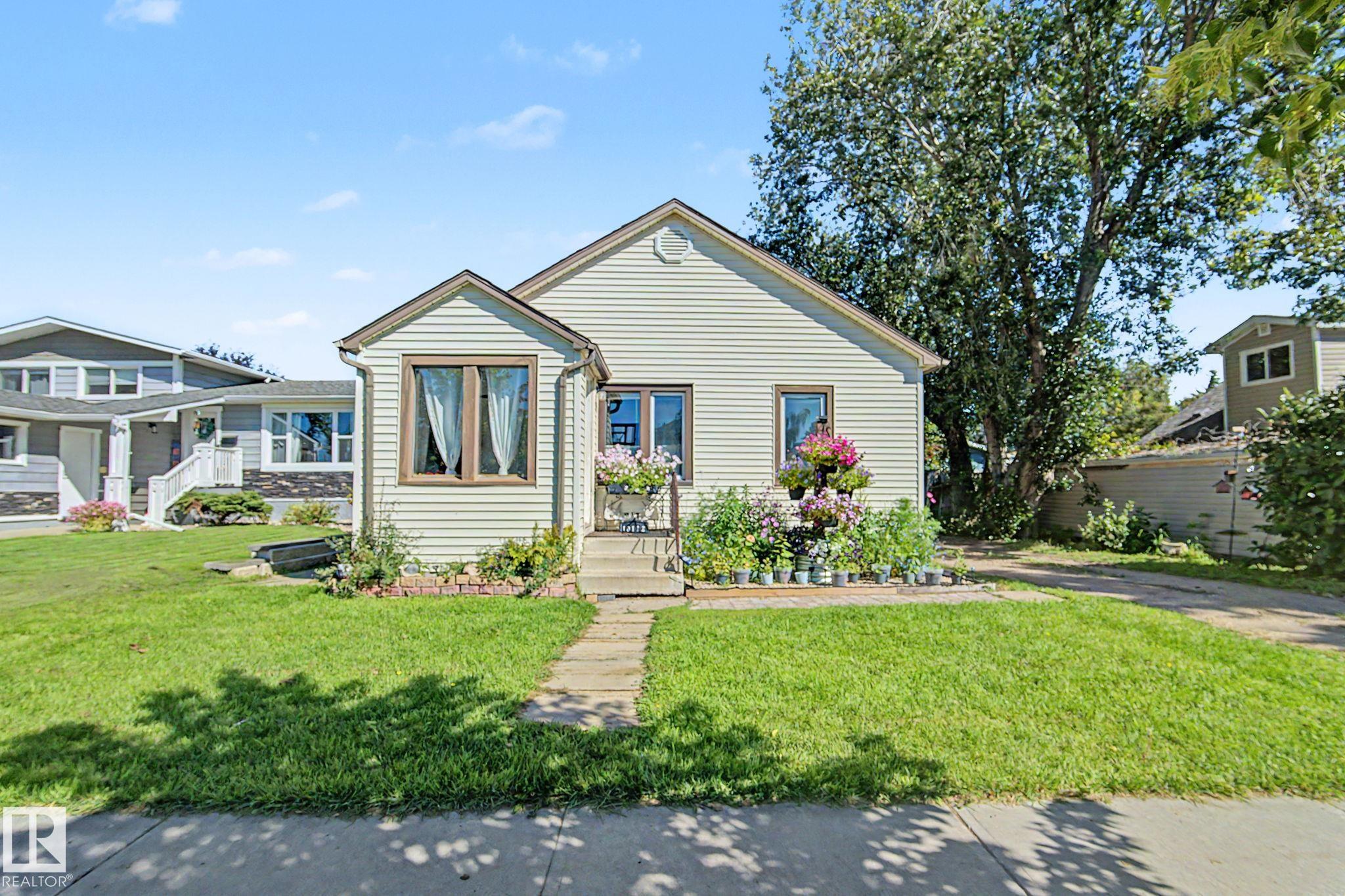 10112 102 Ave, Morinville, Alberta, T8R 1A7