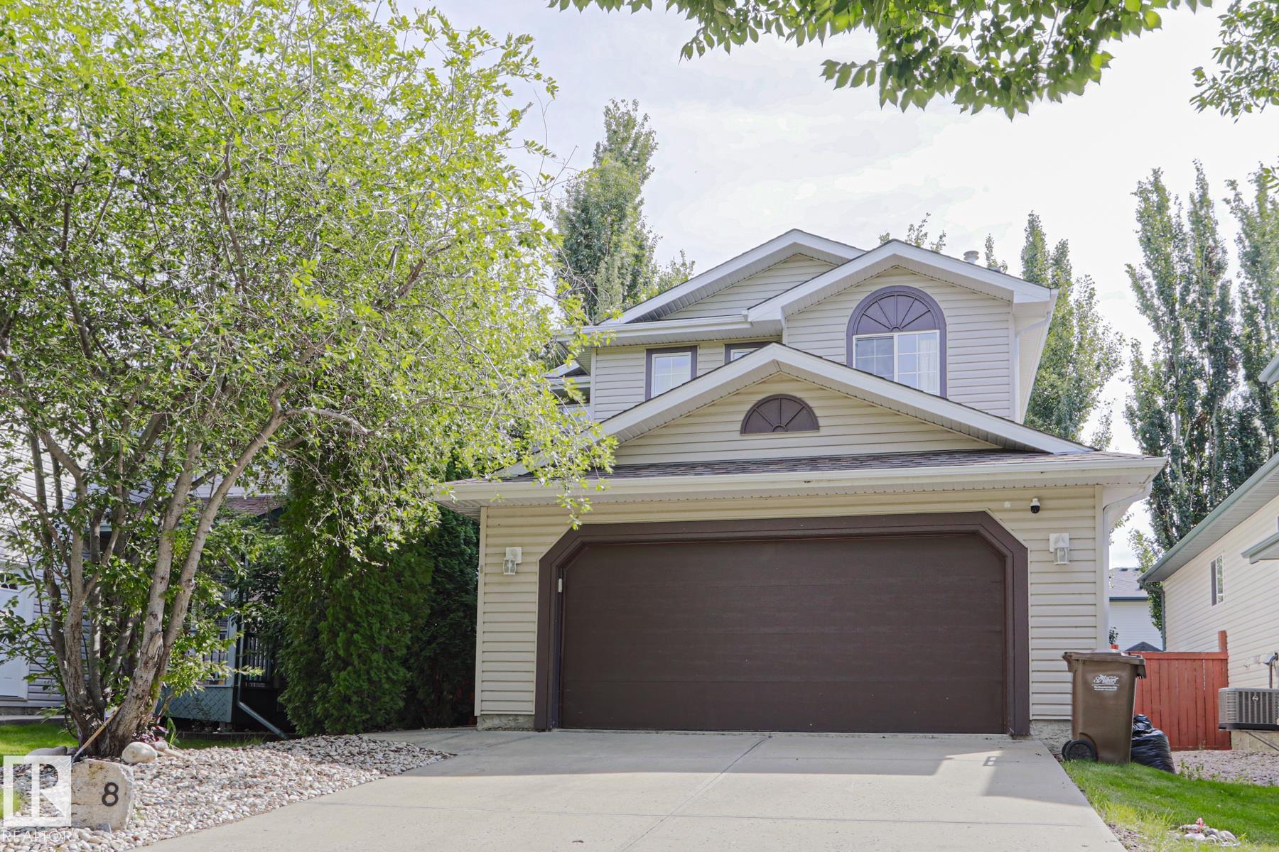 8 Erinwoods Place, St. Albert, Alberta, T8N 7B2