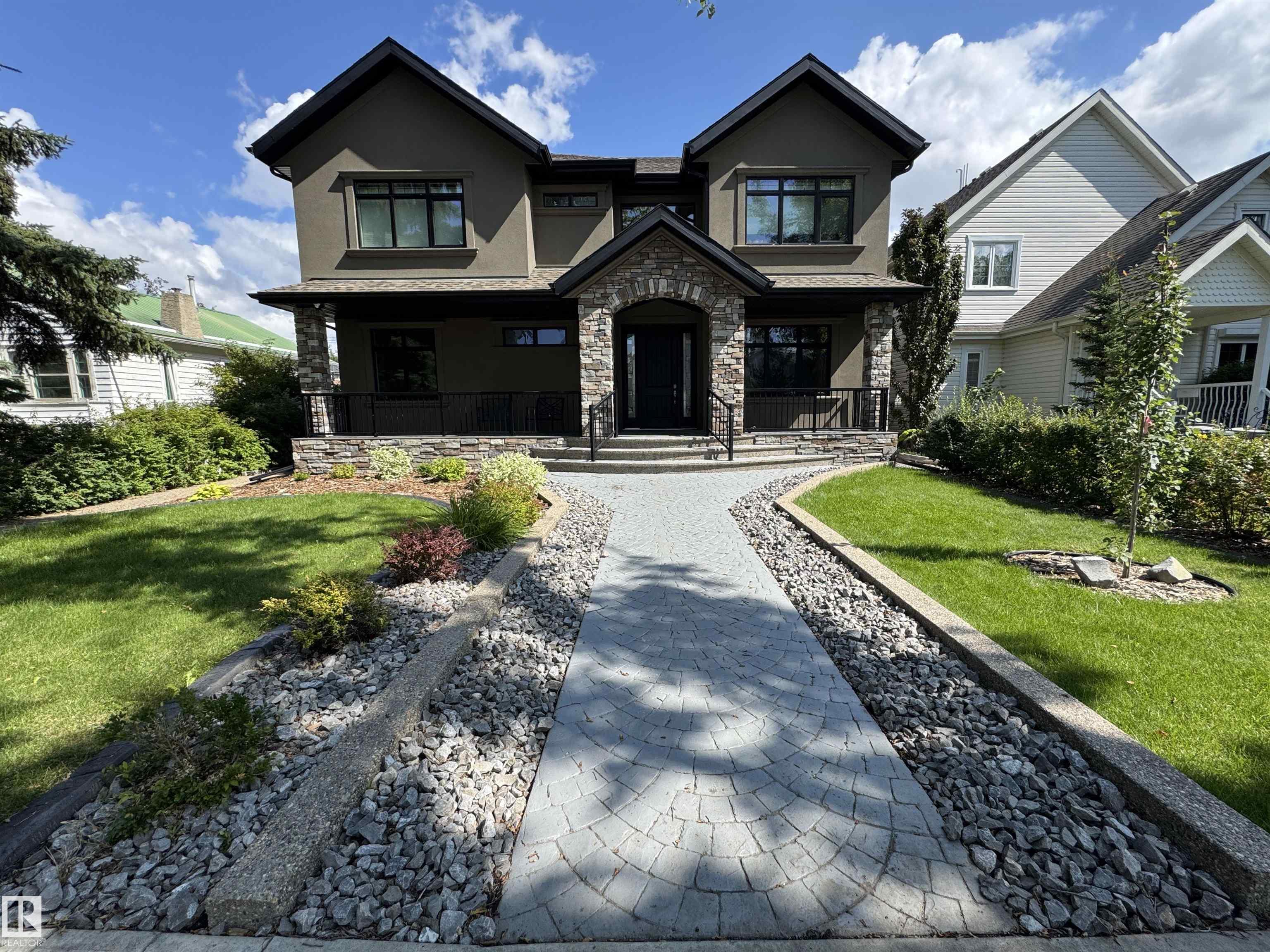 10821 128 Street, Edmonton, Alberta, T5M 0W3