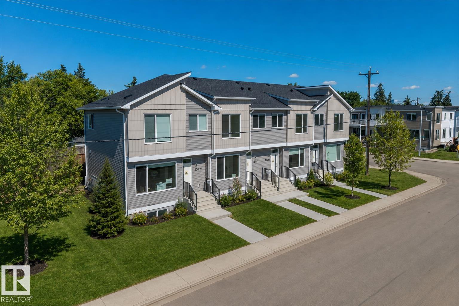 15020 90 Avenue, Edmonton, Alberta, T5R 4V7