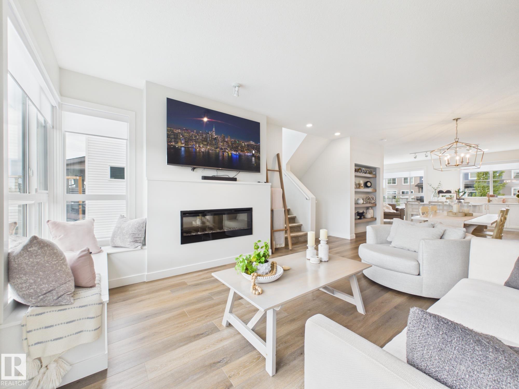 32 100 Jensen Lakes Boulevard, St. Albert, Alberta, T8N 7T9
