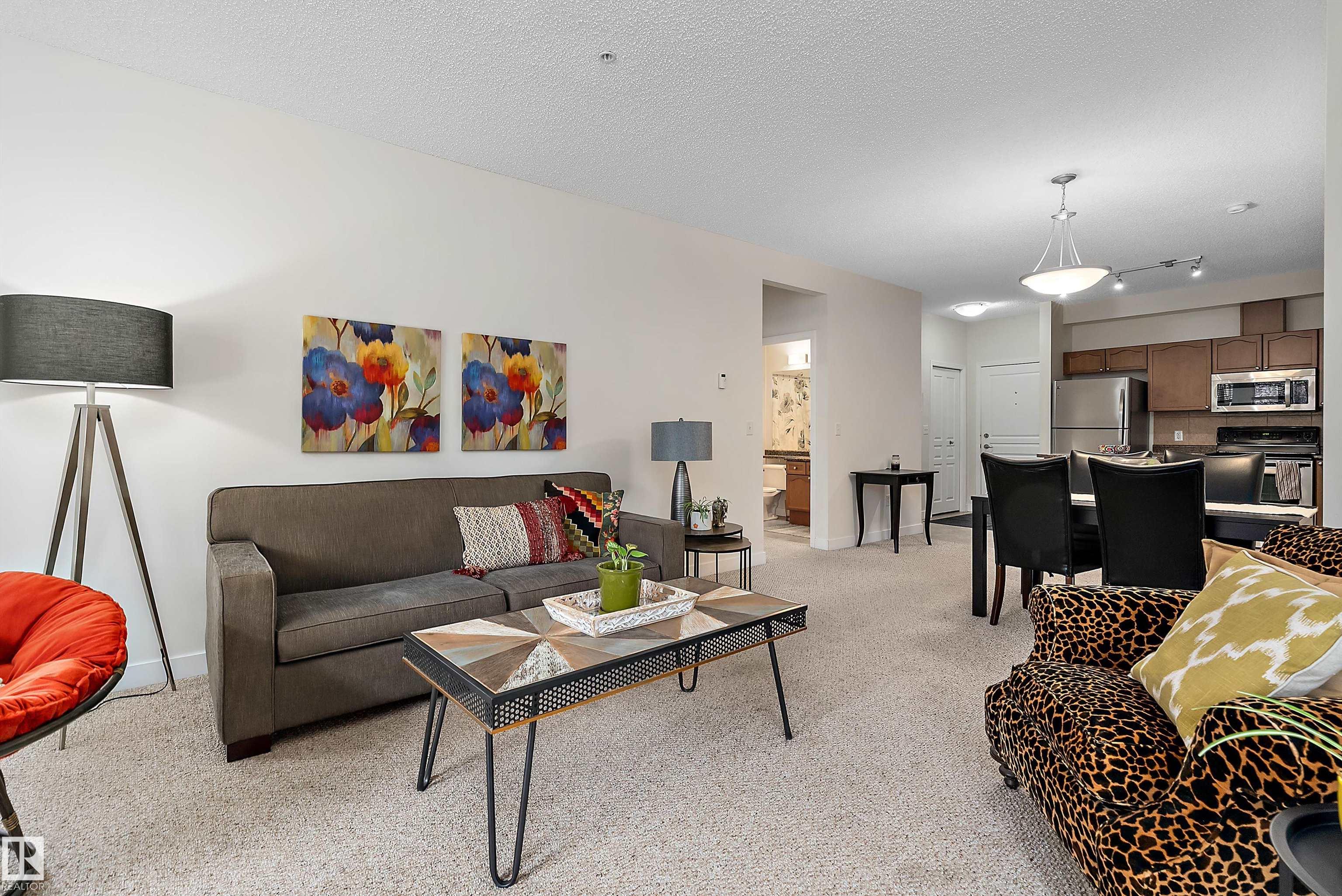 203 8931 156 Street, Edmonton, Alberta, T5R 1Y6