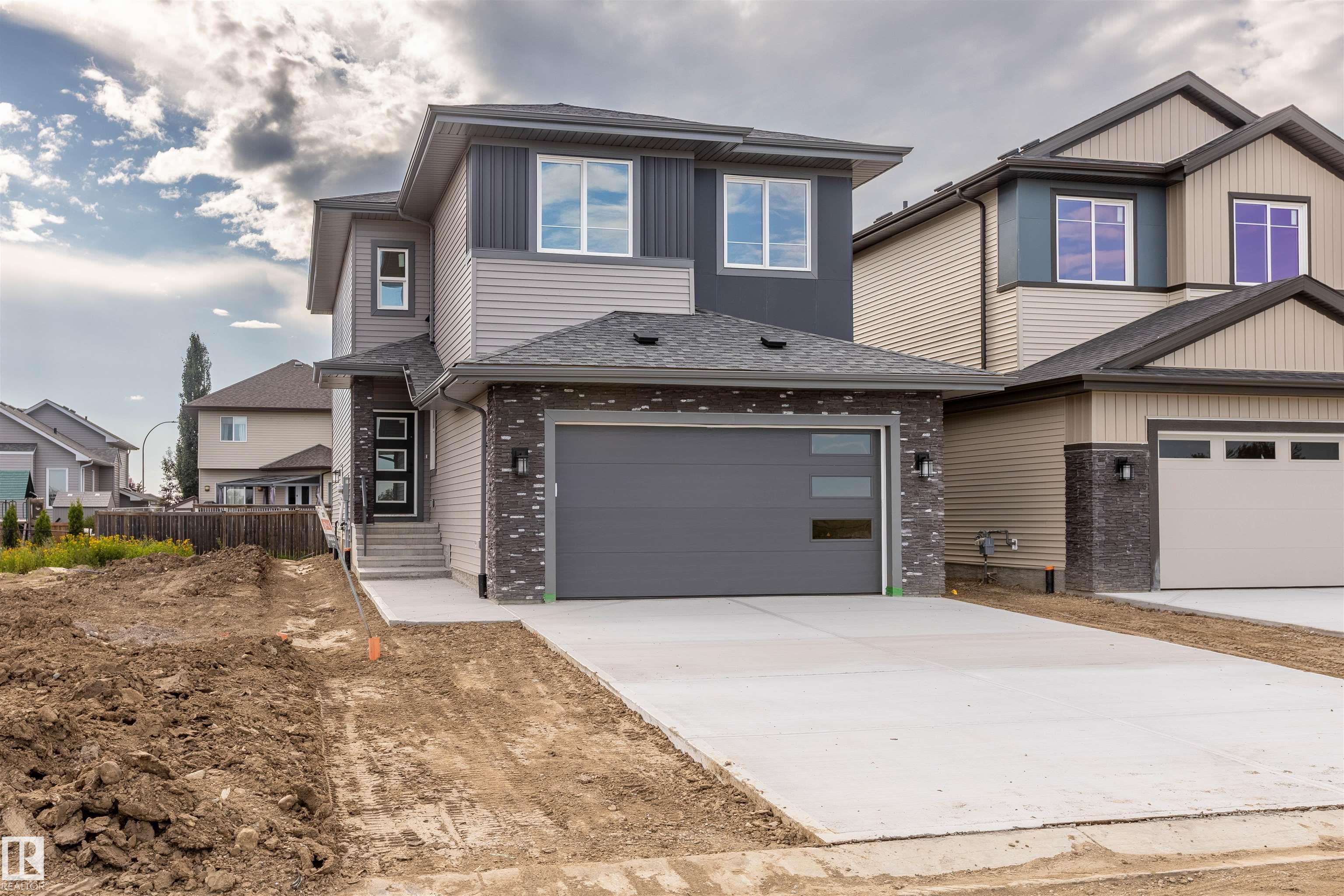 10458 104 Street, Morinville, Alberta, T8R 0C9