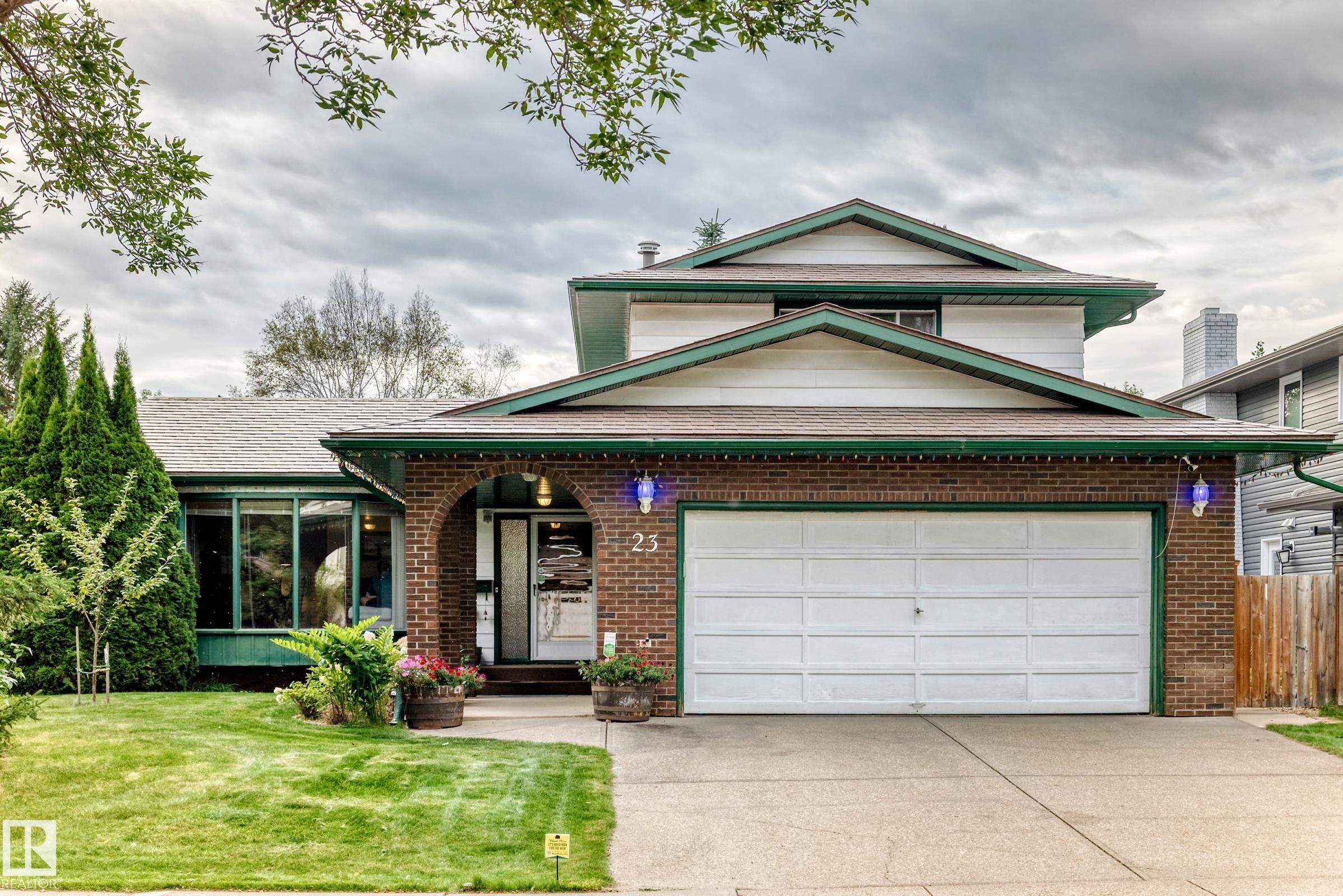 23 Woodlands Road, St. Albert, Alberta, T8N 3L8