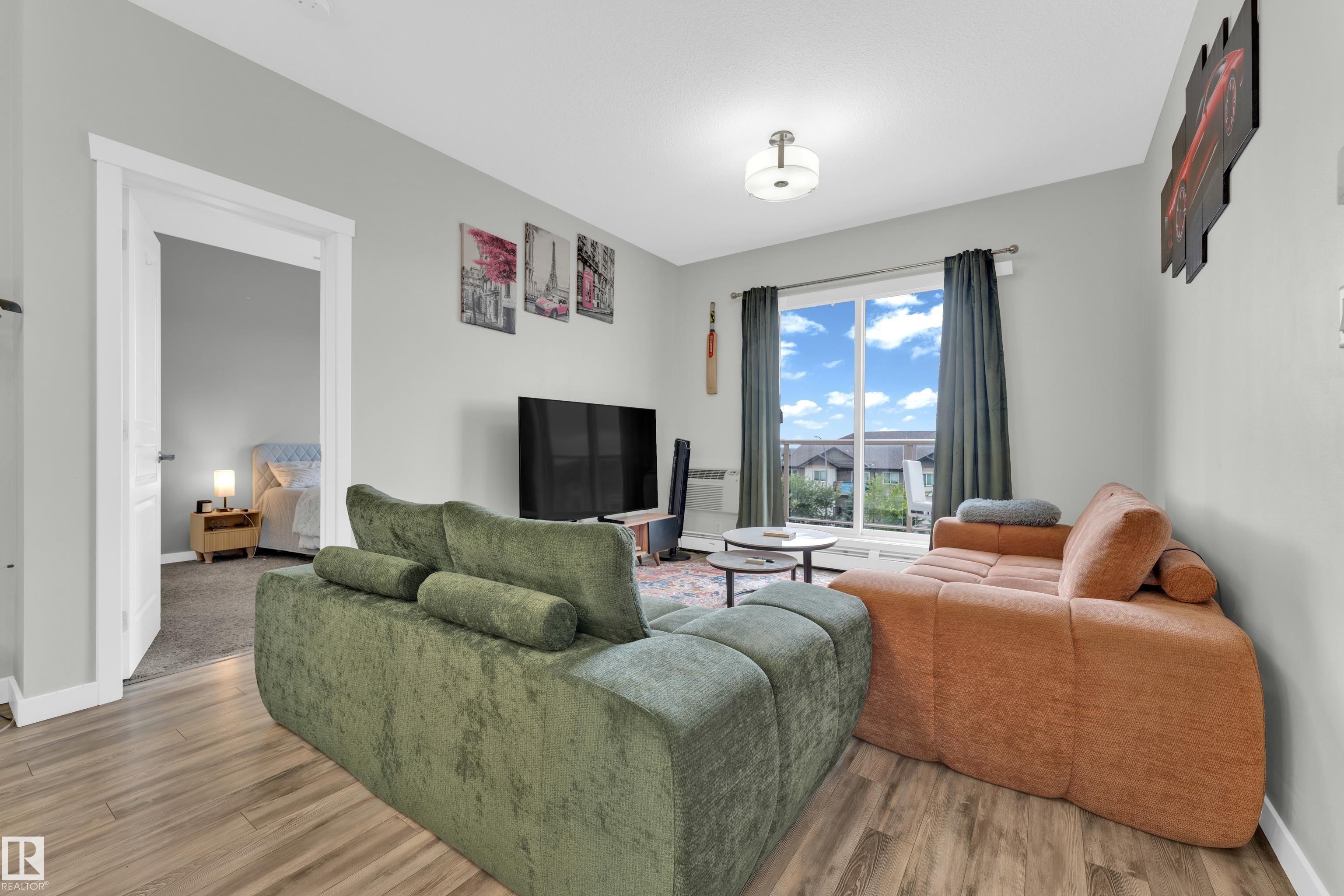 409 812 Welsh Drive, Edmonton, Alberta, T6X 1Y7