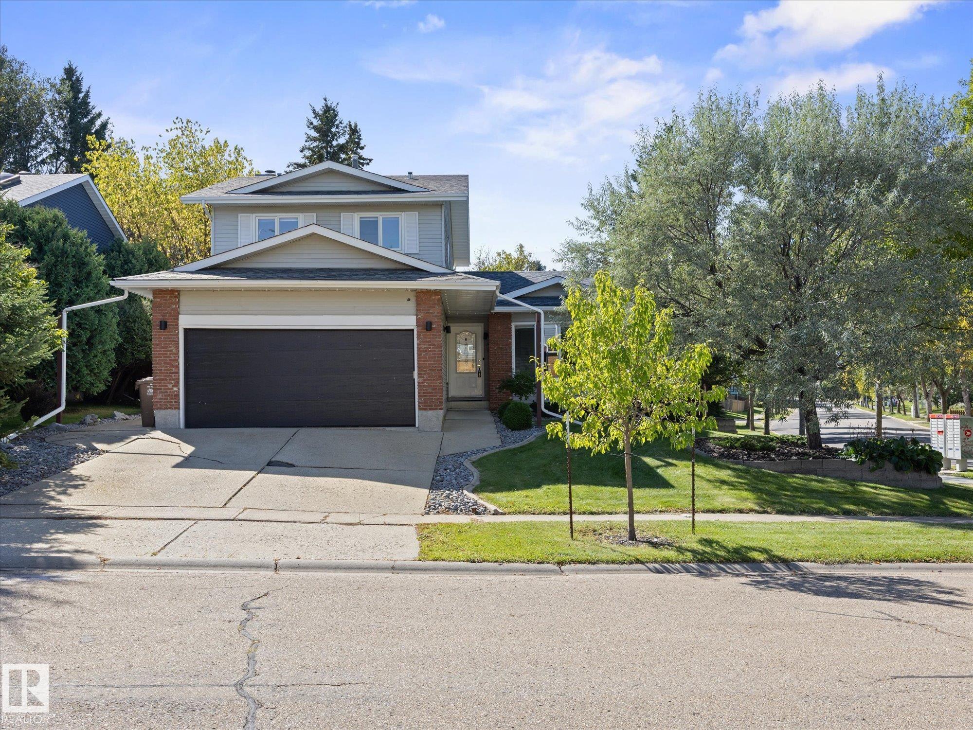 15 Willoughby Drive, St. Albert, Alberta, T8N 4E5