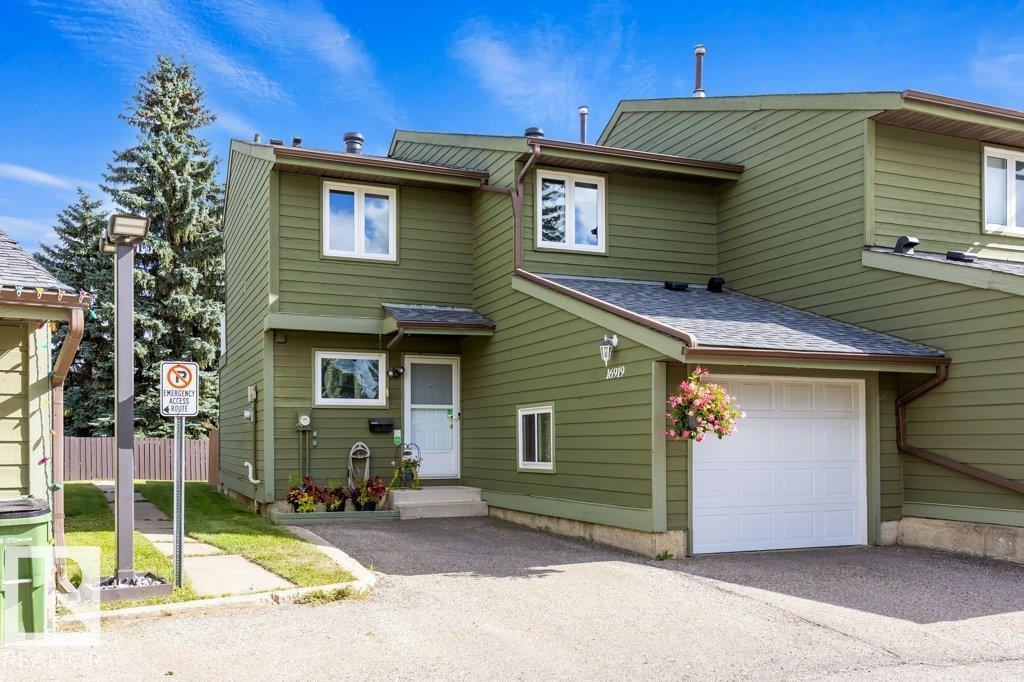 16919 95 Street, Edmonton, Alberta, T5Z 1Z3