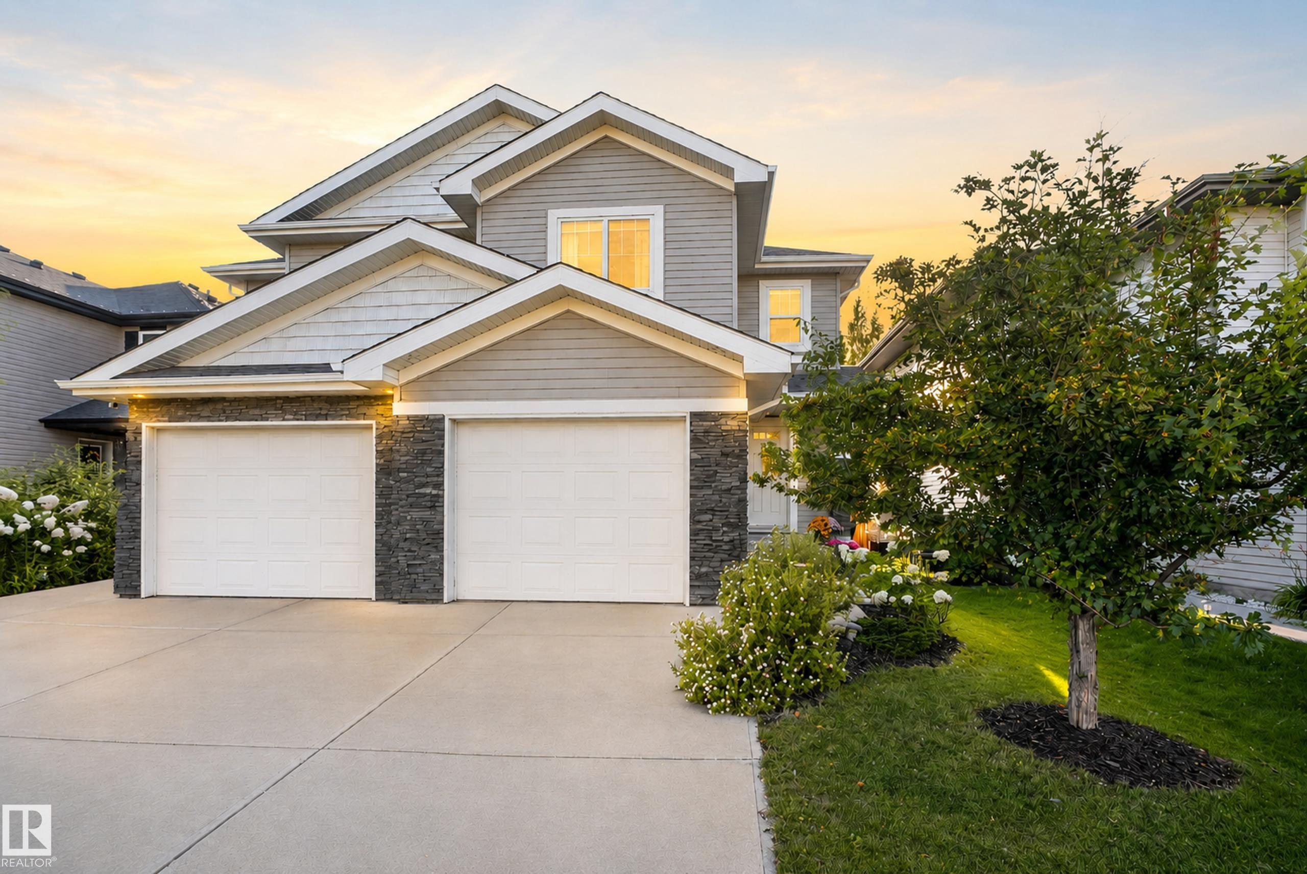 6722 Cardinal Road, Edmonton, Alberta, T6W 2Y6