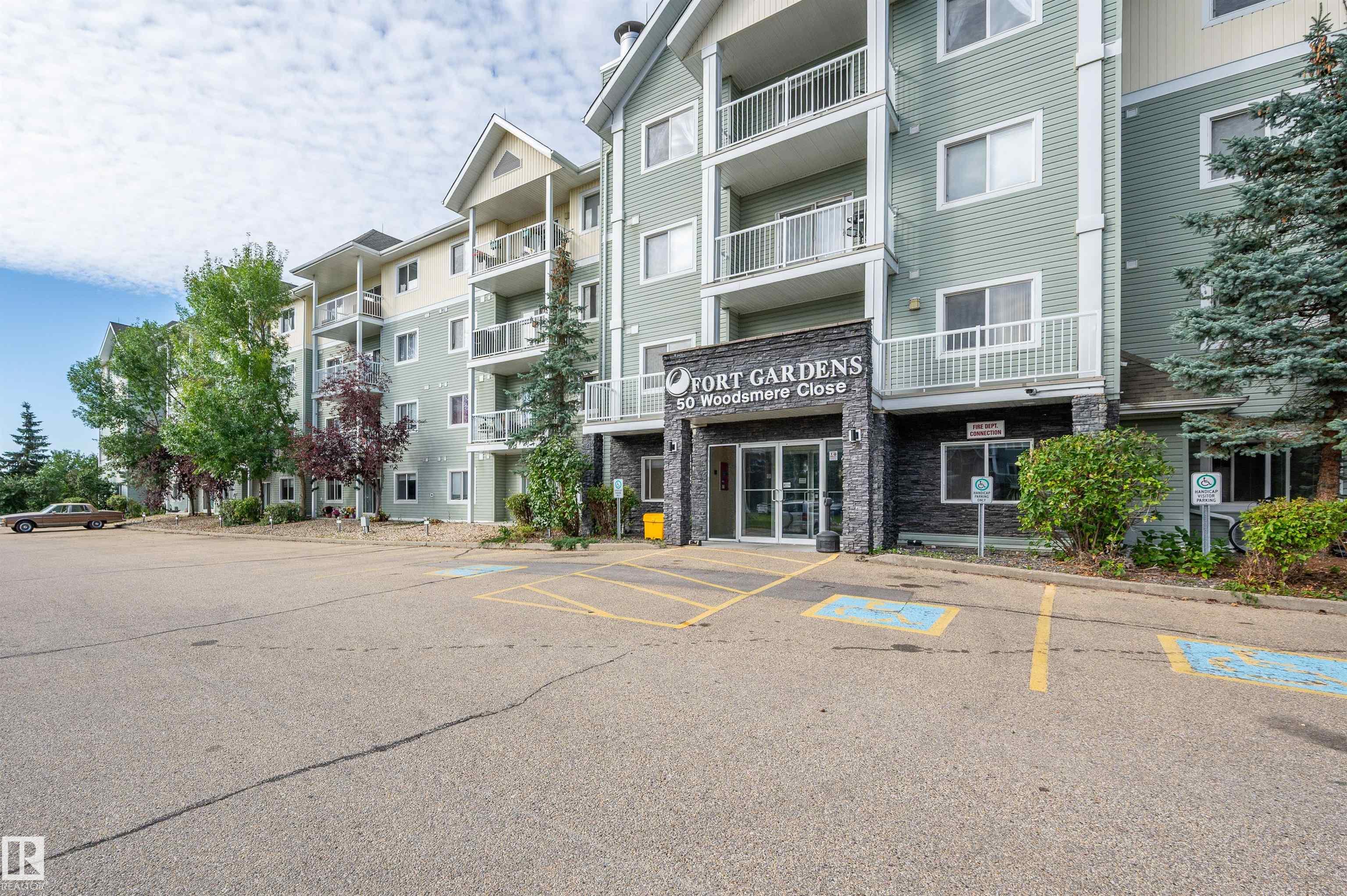 130 50 Woodsmere Close, Fort Saskatchewan, Alberta, T8L 4N9