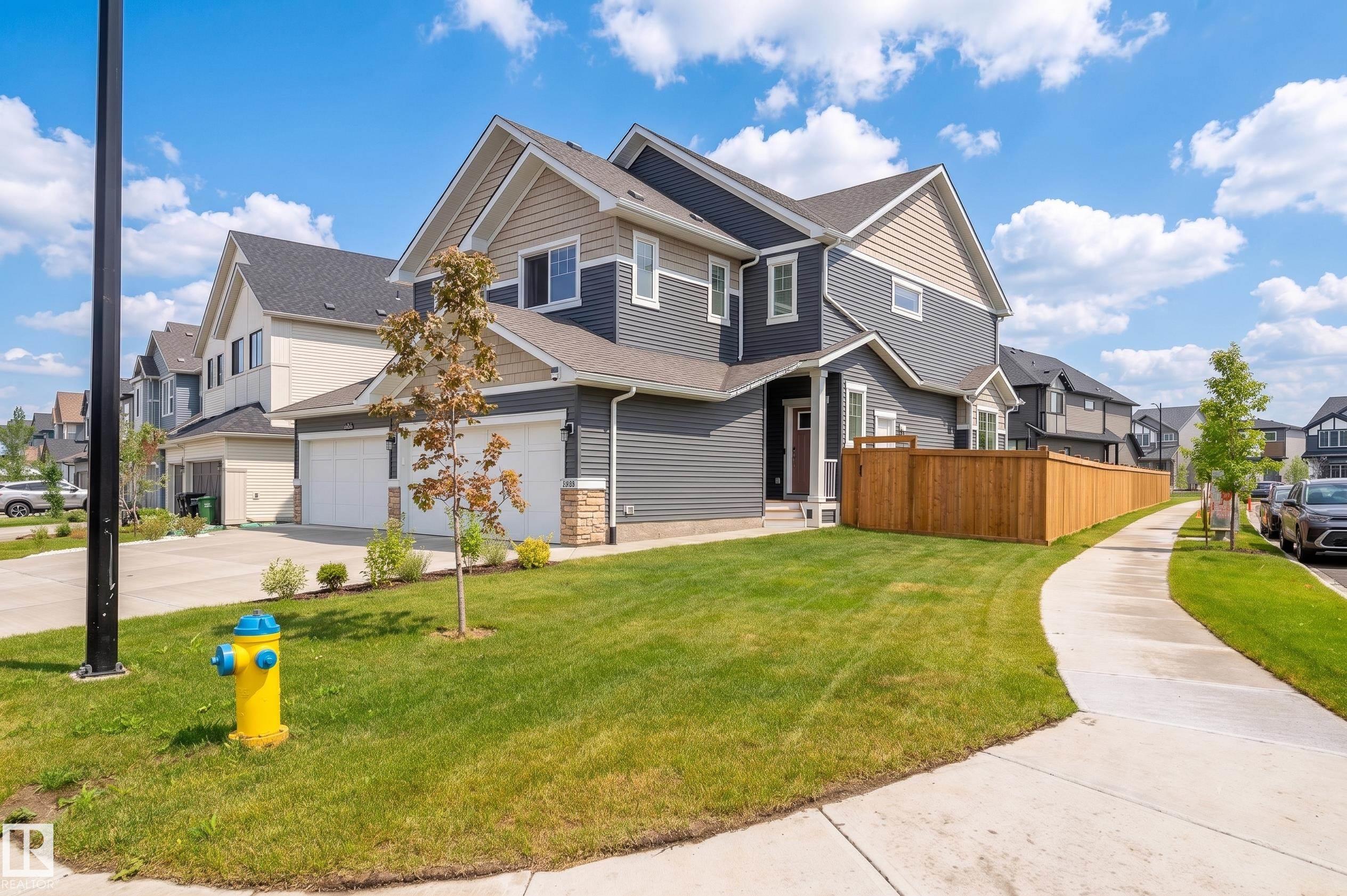 4804 Cawsey Terrace, Edmonton, Alberta, T6W 5M7