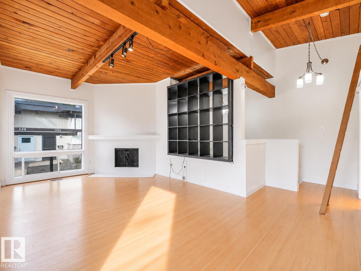 544 Lee Ridge Road, Edmonton, Alberta, T6K 2K3