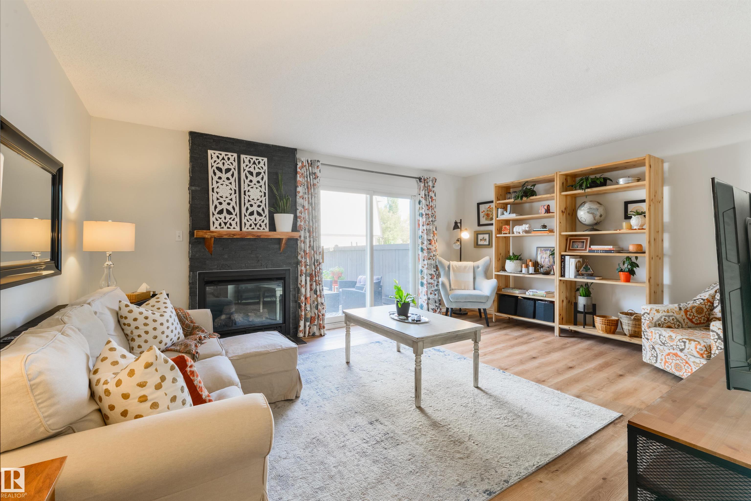 177 TUDOR Lane Edmonton Alberta