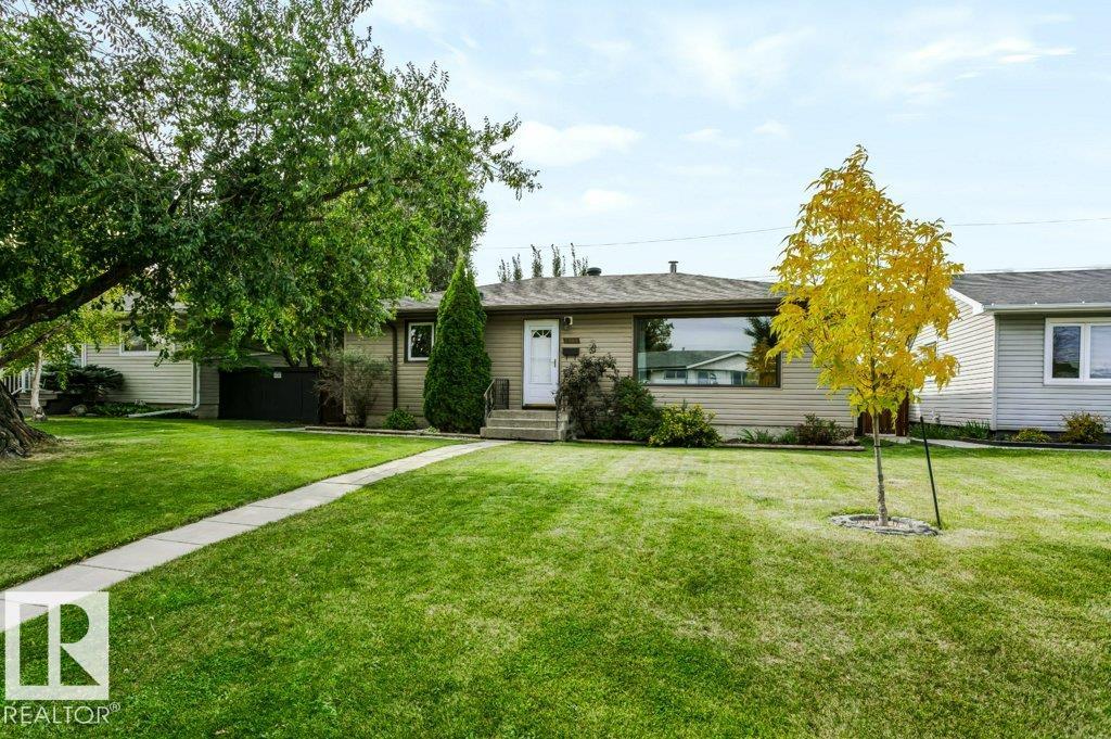 8104 162 Street, Edmonton, Alberta, T5R 2L7