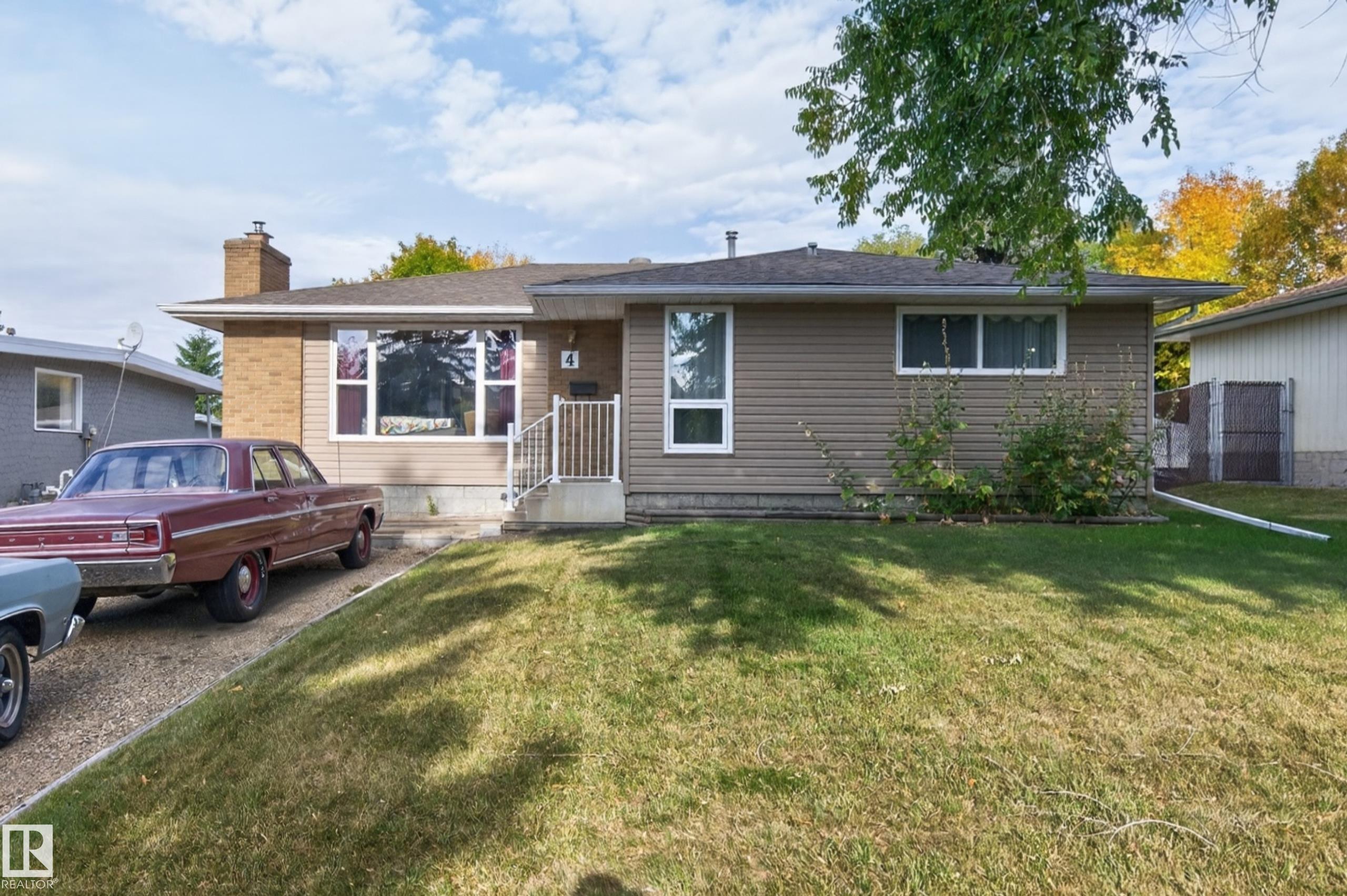 4 Greystone Crescent, Sherwood Park, Alberta, T8A 3E4