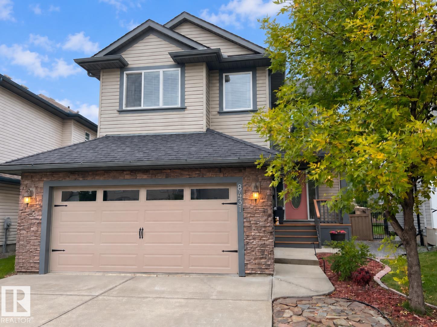 8431 Sloane Crescent, Edmonton, Alberta, T6R 0L3