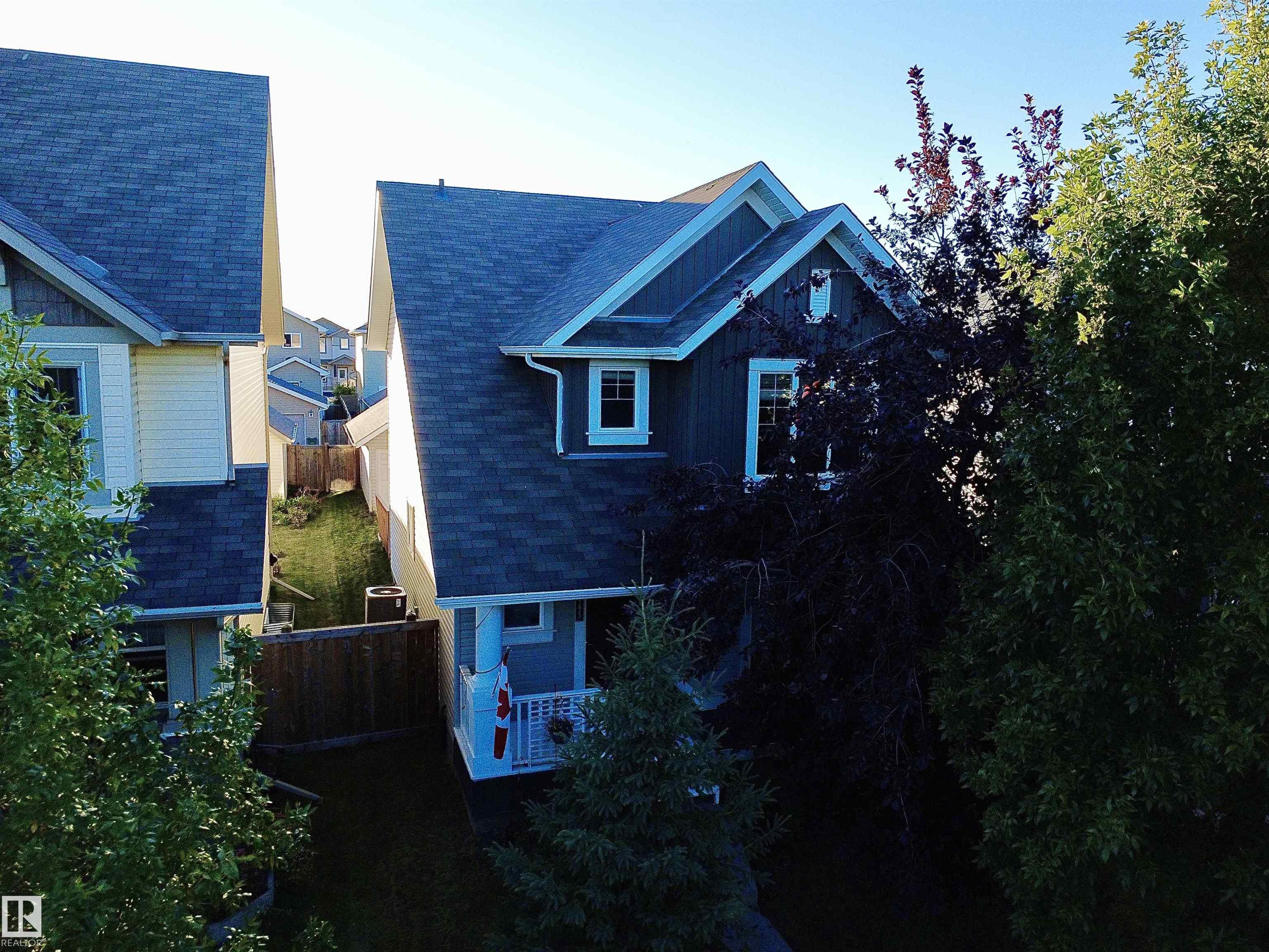 7065 Cardinal Way, Edmonton, Alberta, T6W 1Z2