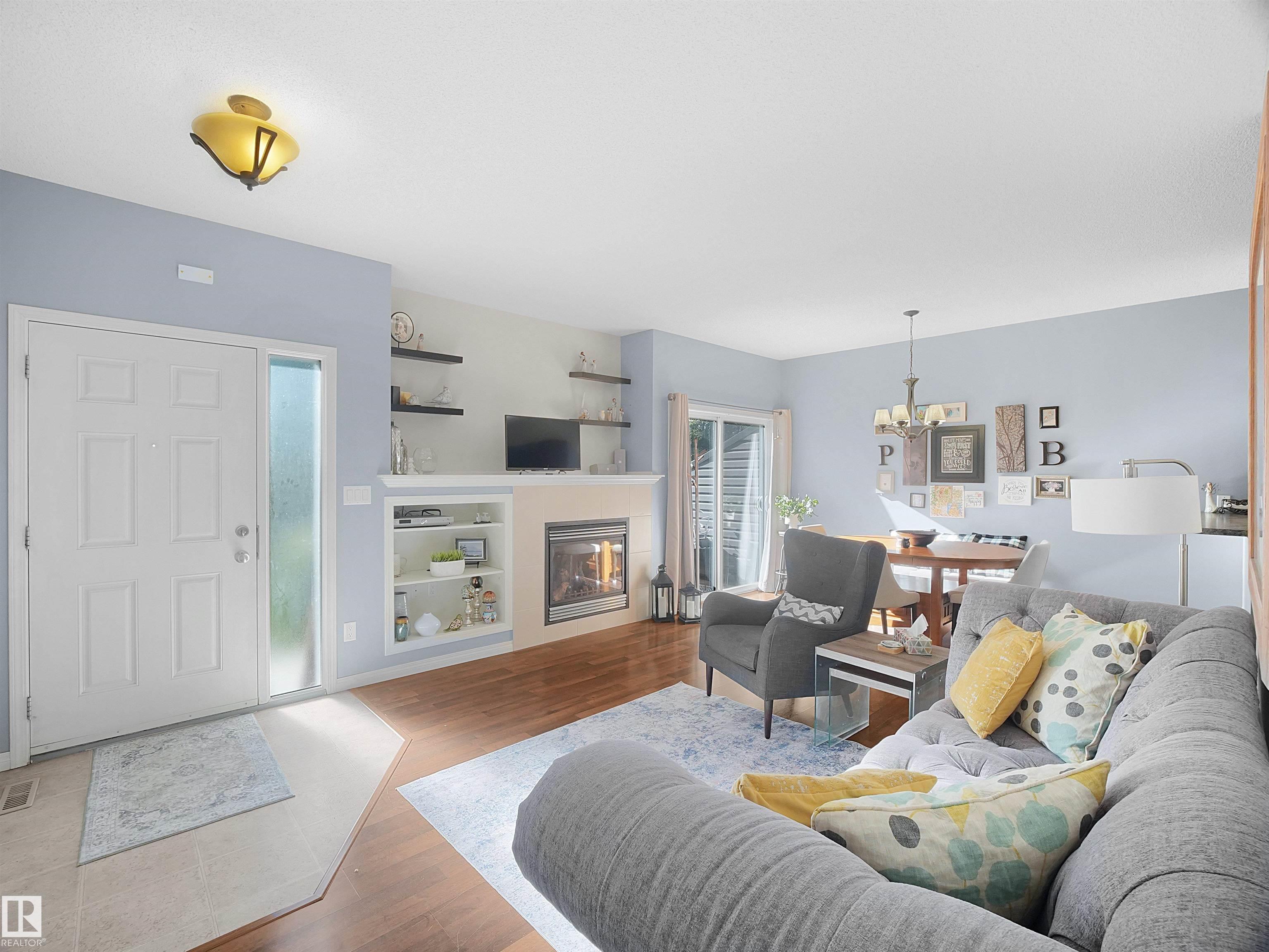 24 30 Oak Vista Drive, St. Albert, Alberta, T8N 3T1