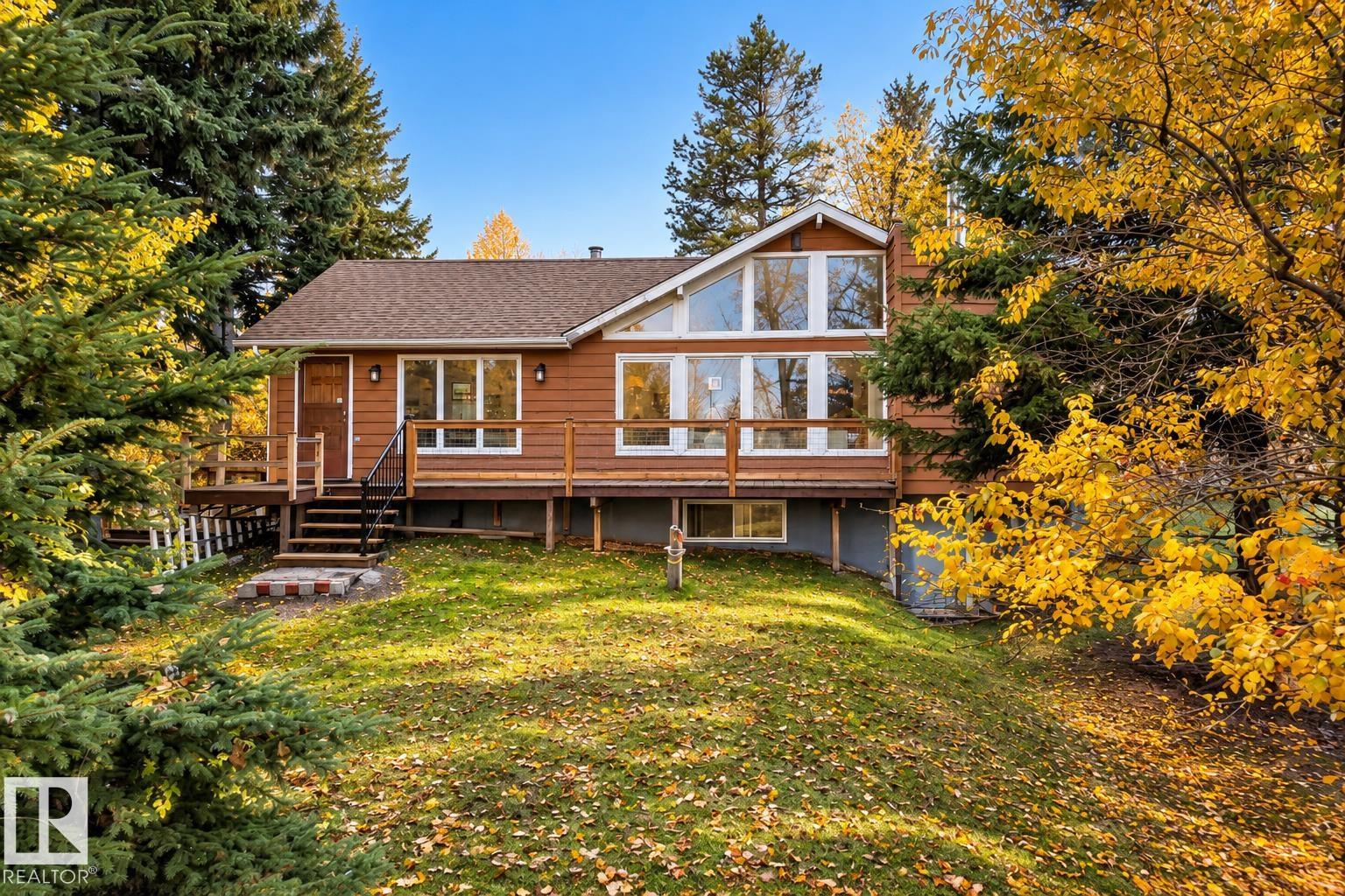 4315 Leisure Lane, Rural Lac Ste. Anne County, Alberta, T0E 1V6