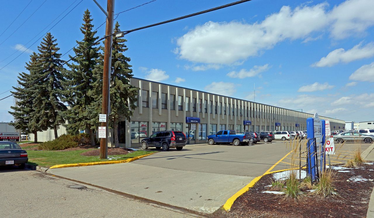 4 9804 47 Ave NW Edmonton Alberta